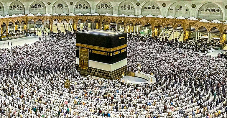 Entered the Hijr during the seventh circuit doing ‘Umrah