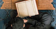 Neglecting the Qur.aan