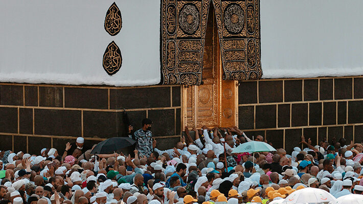 Righteous actions during the first ten days of Dhul-Hijjah