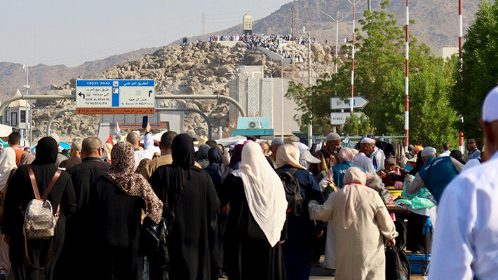 Visiting Jabal 'Arafah either before Hajj or afterwards