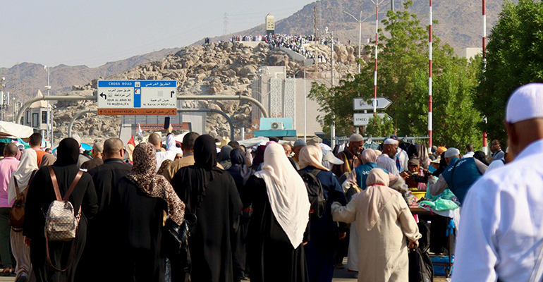 Visiting Jabal 'Arafah either before Hajj or afterwards